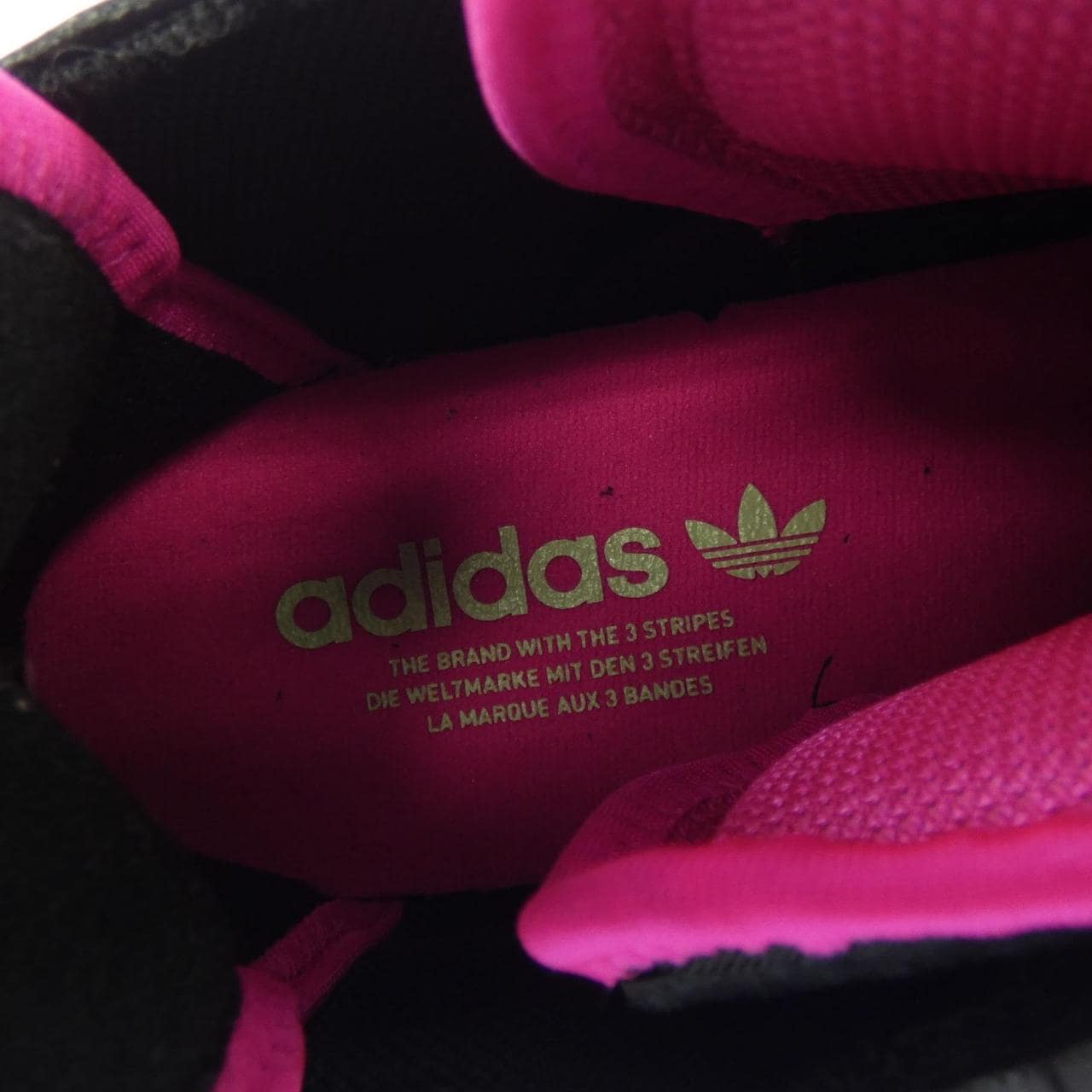 アディダス ADIDAS FV4524 スニーカー
