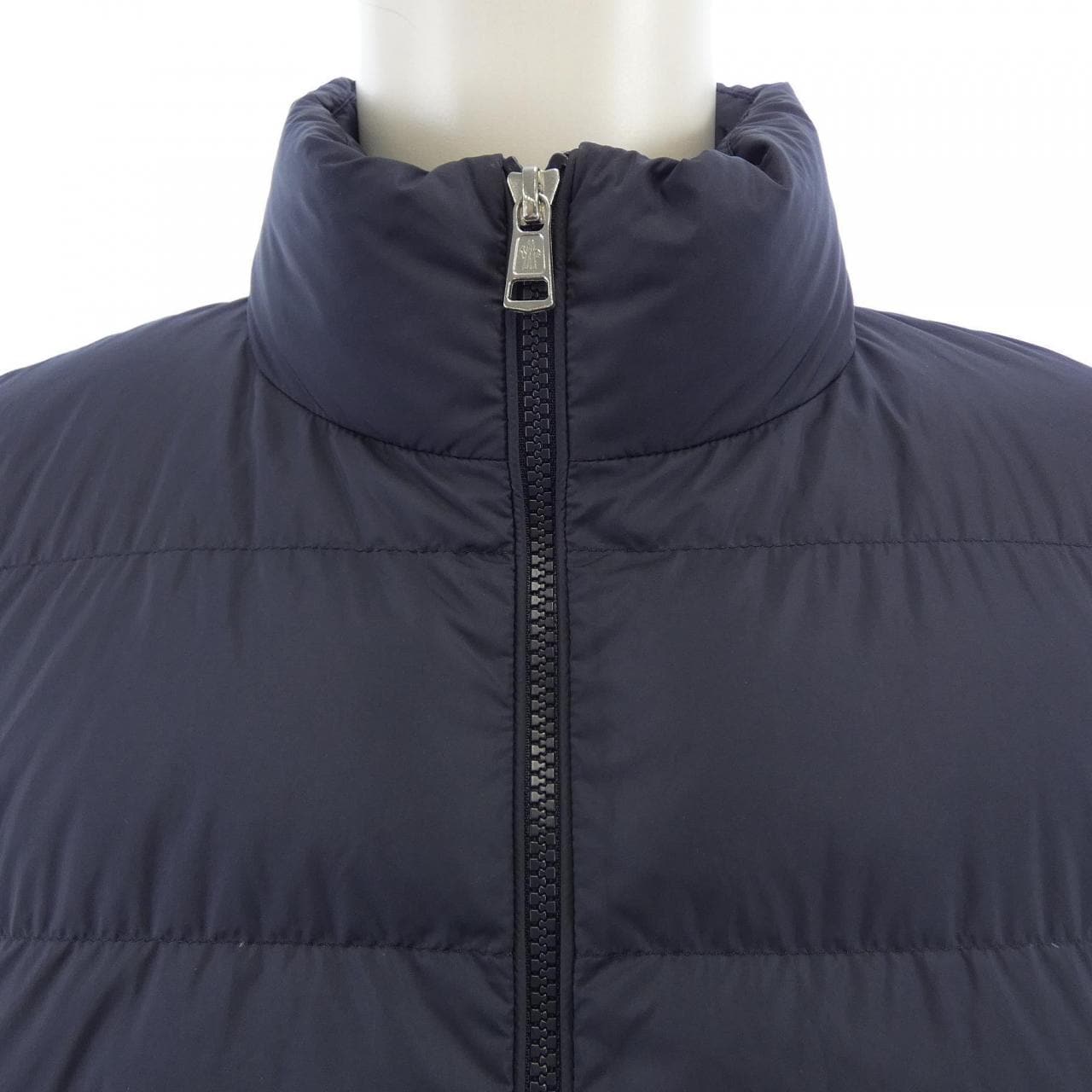 モンクレール MONCLER 20919B00001 ダウンジャケット