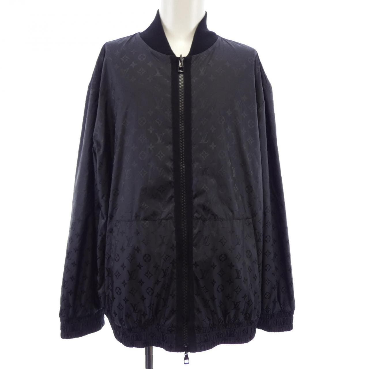 ルイヴィトン LOUIS VUITTON モノグラムリバーシブルライトボンバー HON40WZLW ブルゾン