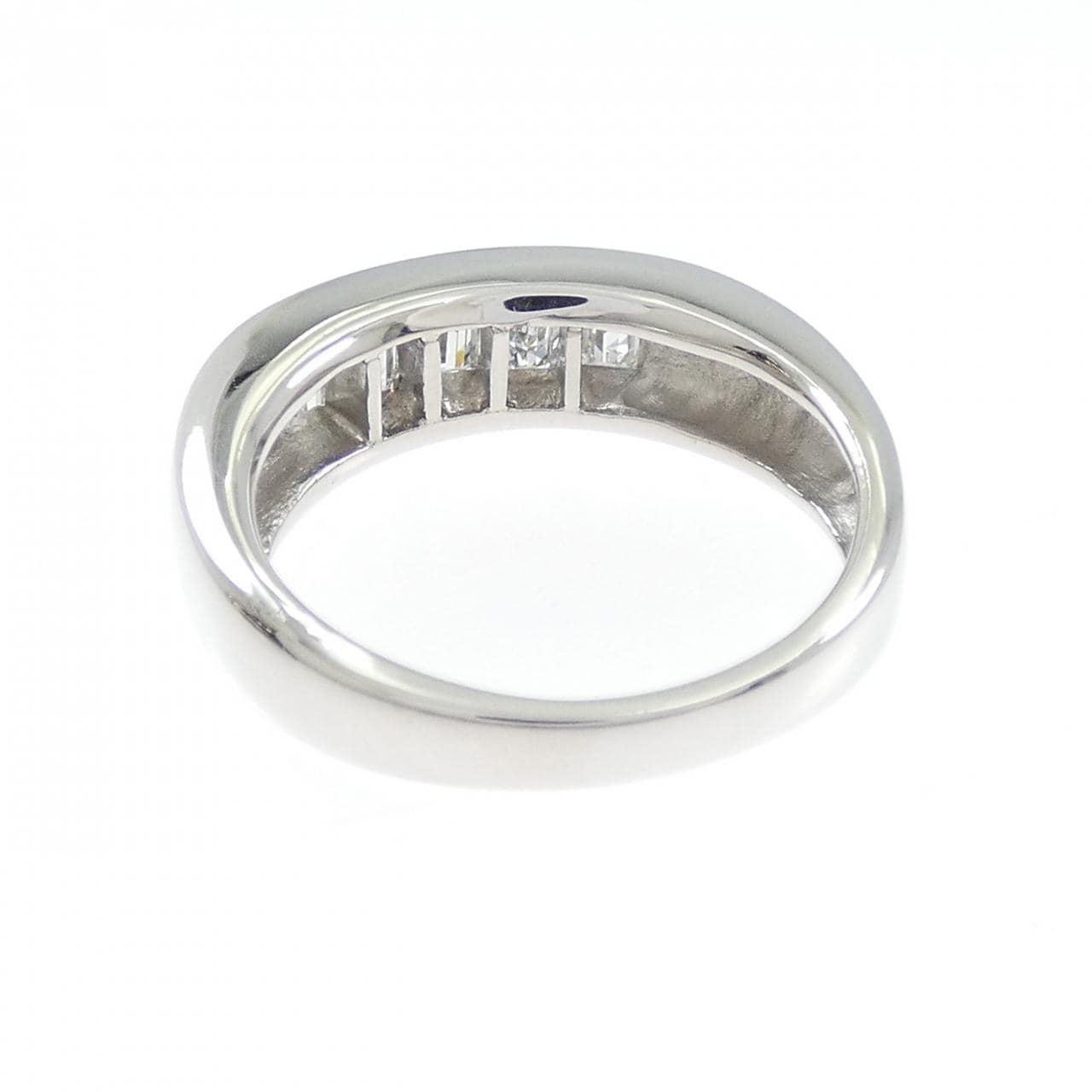 PT900 ダイヤモンド リング 1.00CT