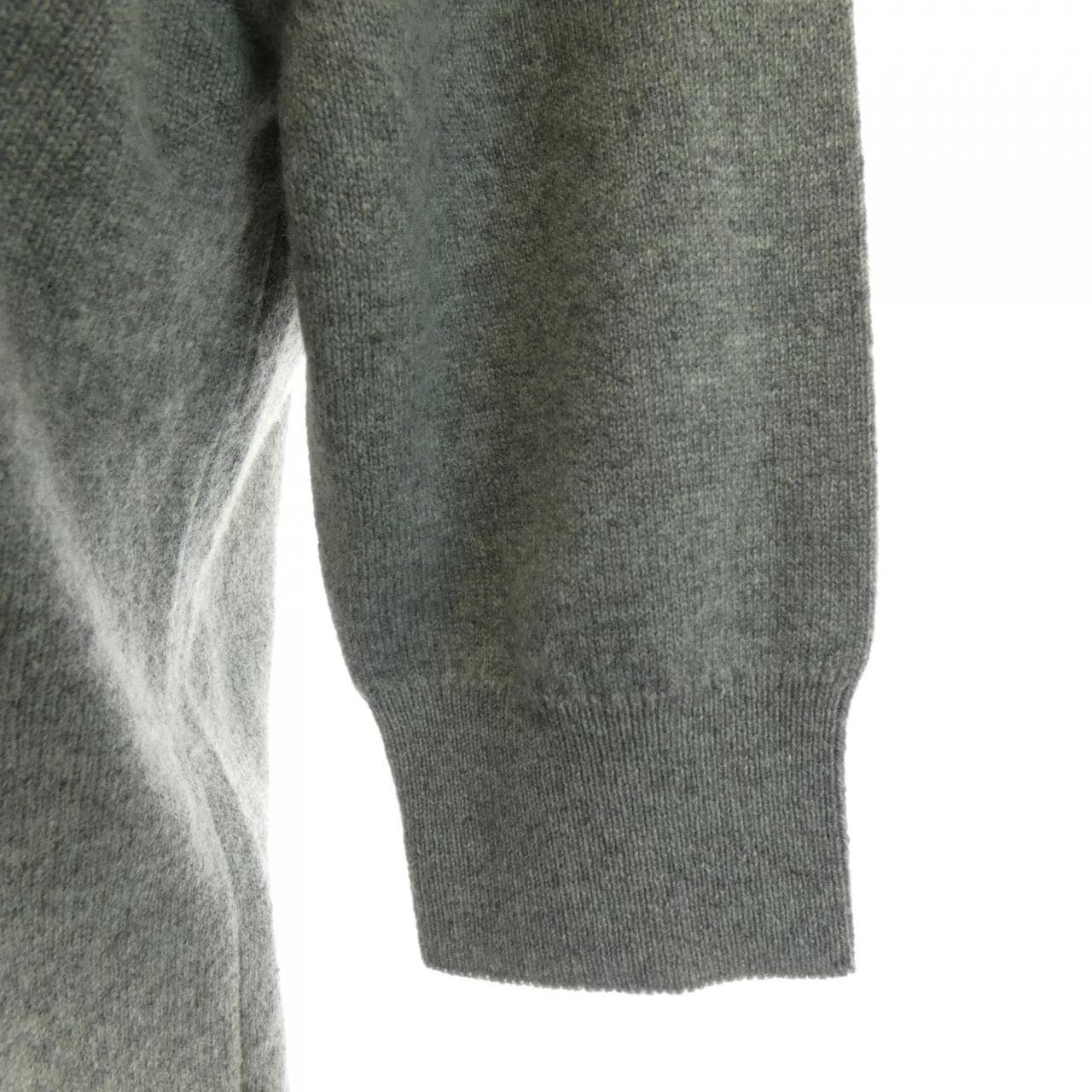 エルメス HERMES 37-7702. ニット