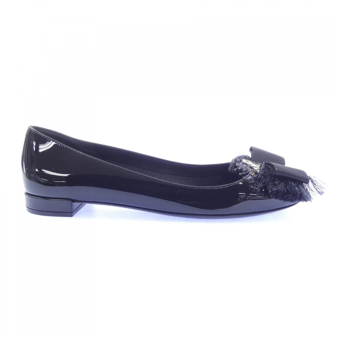 サルヴァトーレフェラガモ SALVATORE FERRAGAMO フラットシューズ