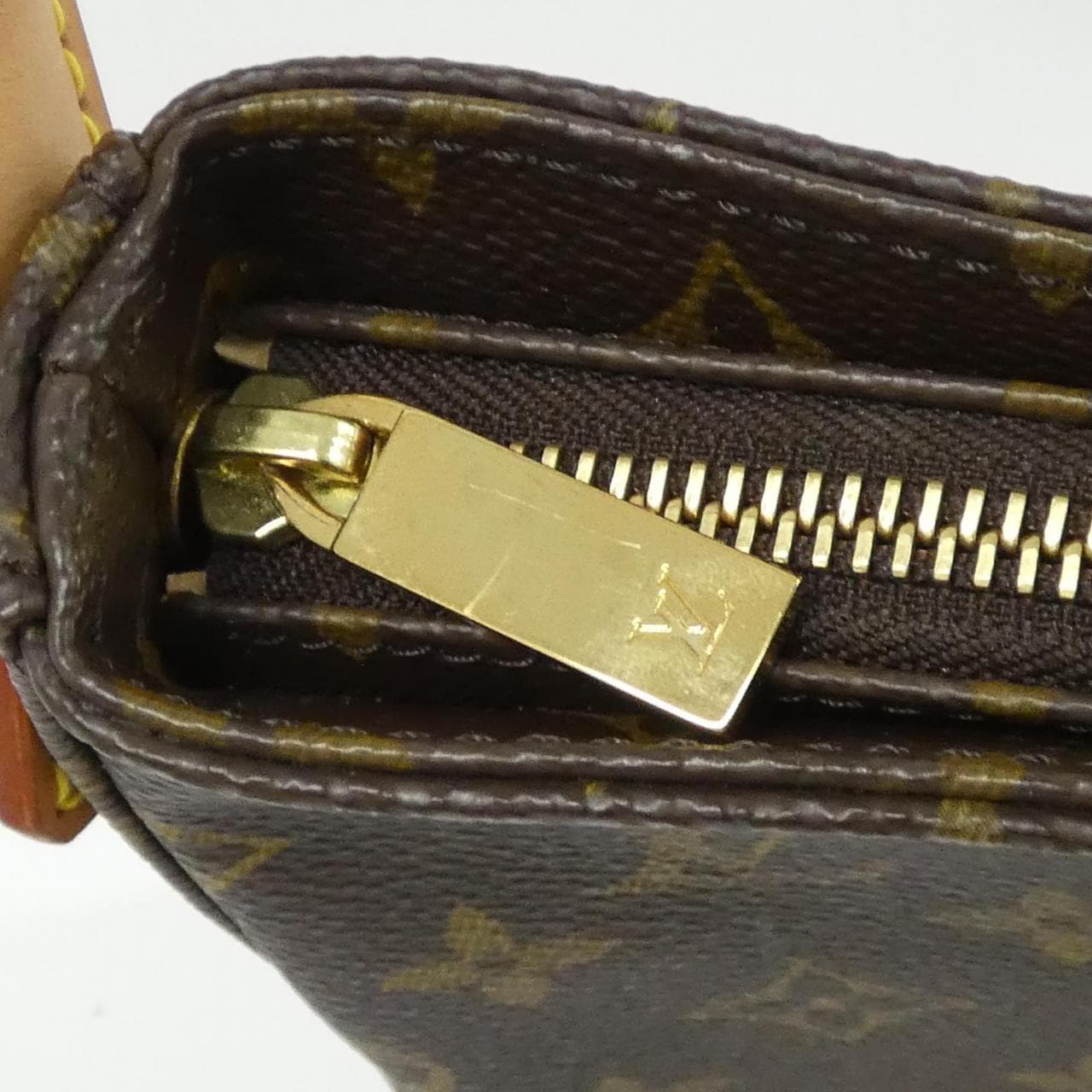 ルイヴィトン モノグラム ルーピング MM M51146 ショルダーバッグ