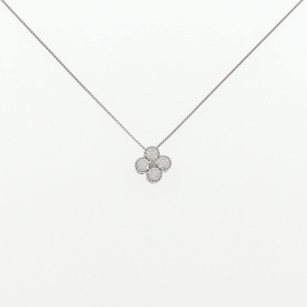 【新品】PT900/PT850 フラワー ダイヤモンド ネックレス 0.300CT
