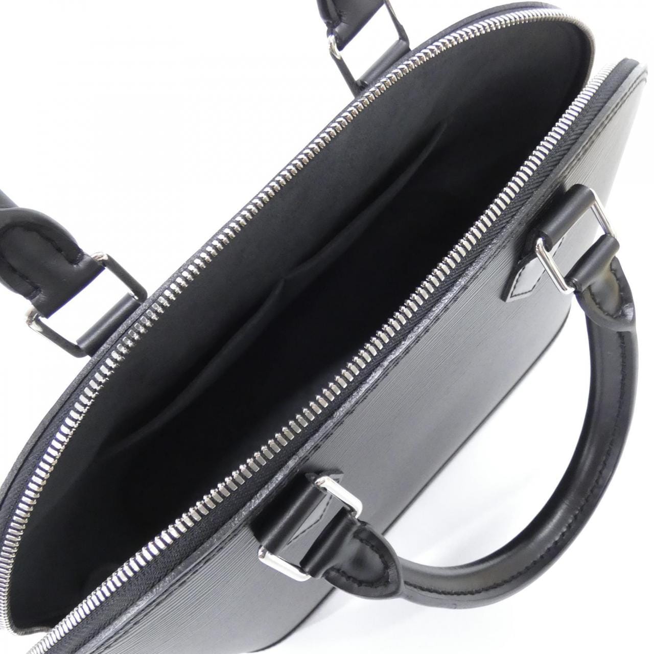 ルイヴィトン エピ アルマ MM M40872 バッグ