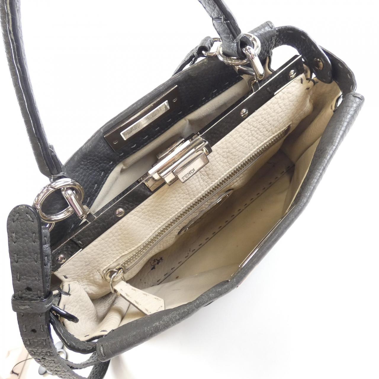 FENDI Serenia Peekaboo 8BN226 Q0J 包