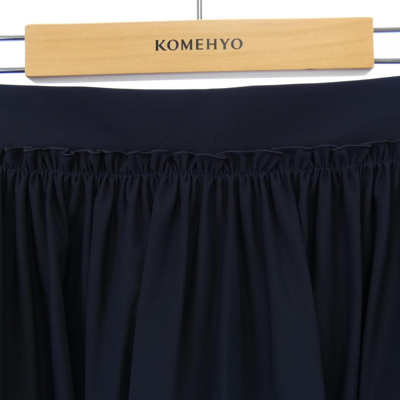 エムプルミエ M-Premier スカート