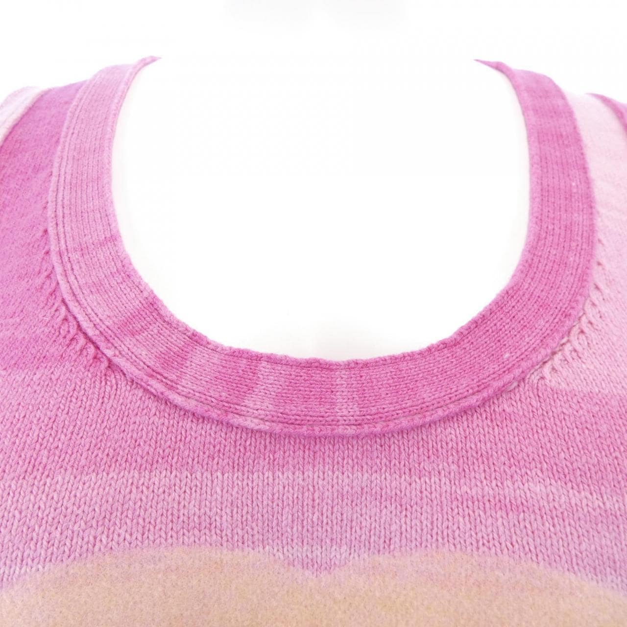 シャネル CHANEL P76547K11013 ニット