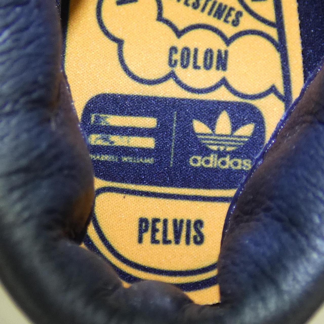 アディダス ADIDAS GV6640 スニーカー