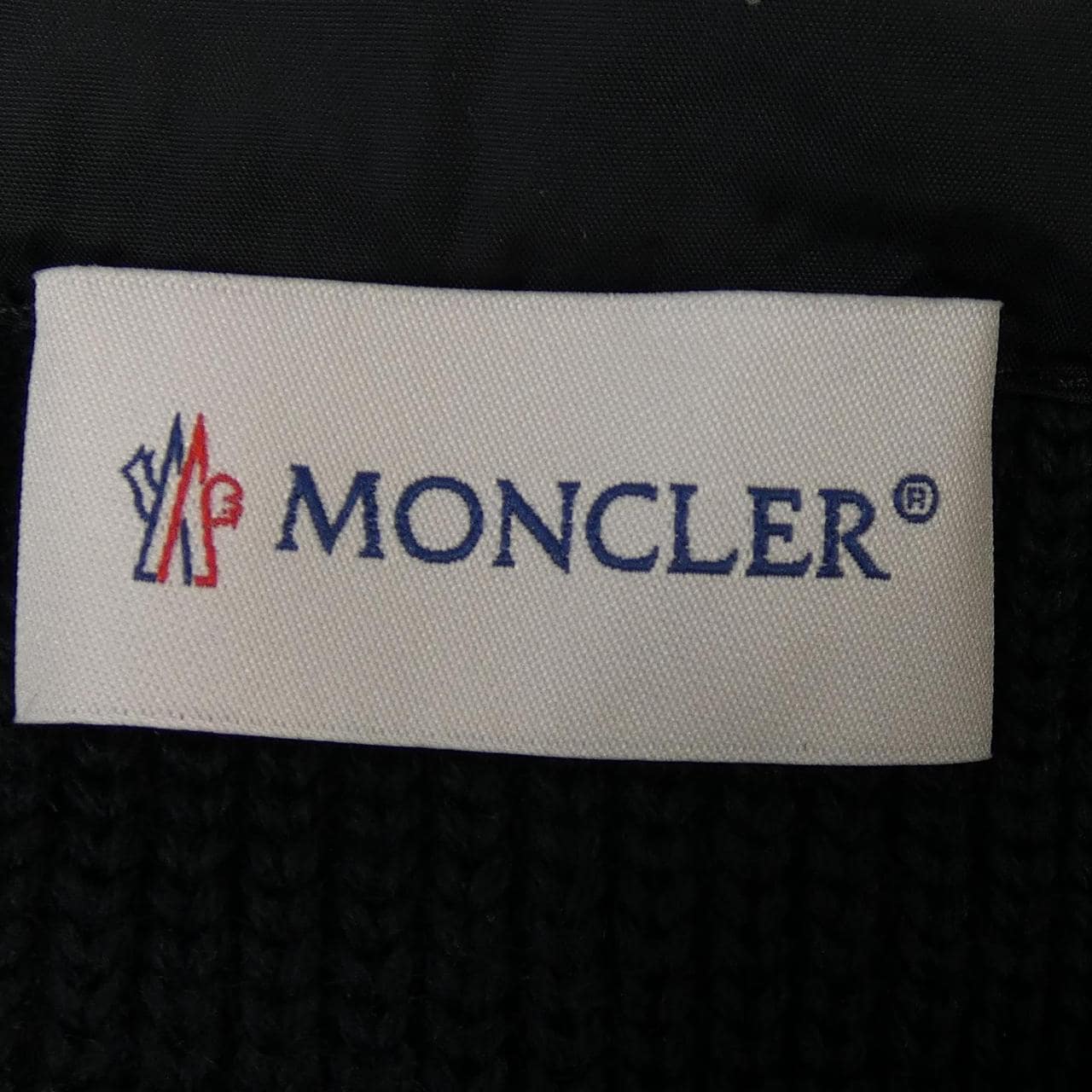 【新品】モンクレール MONCLER K20919B50800 ダウンジャケット