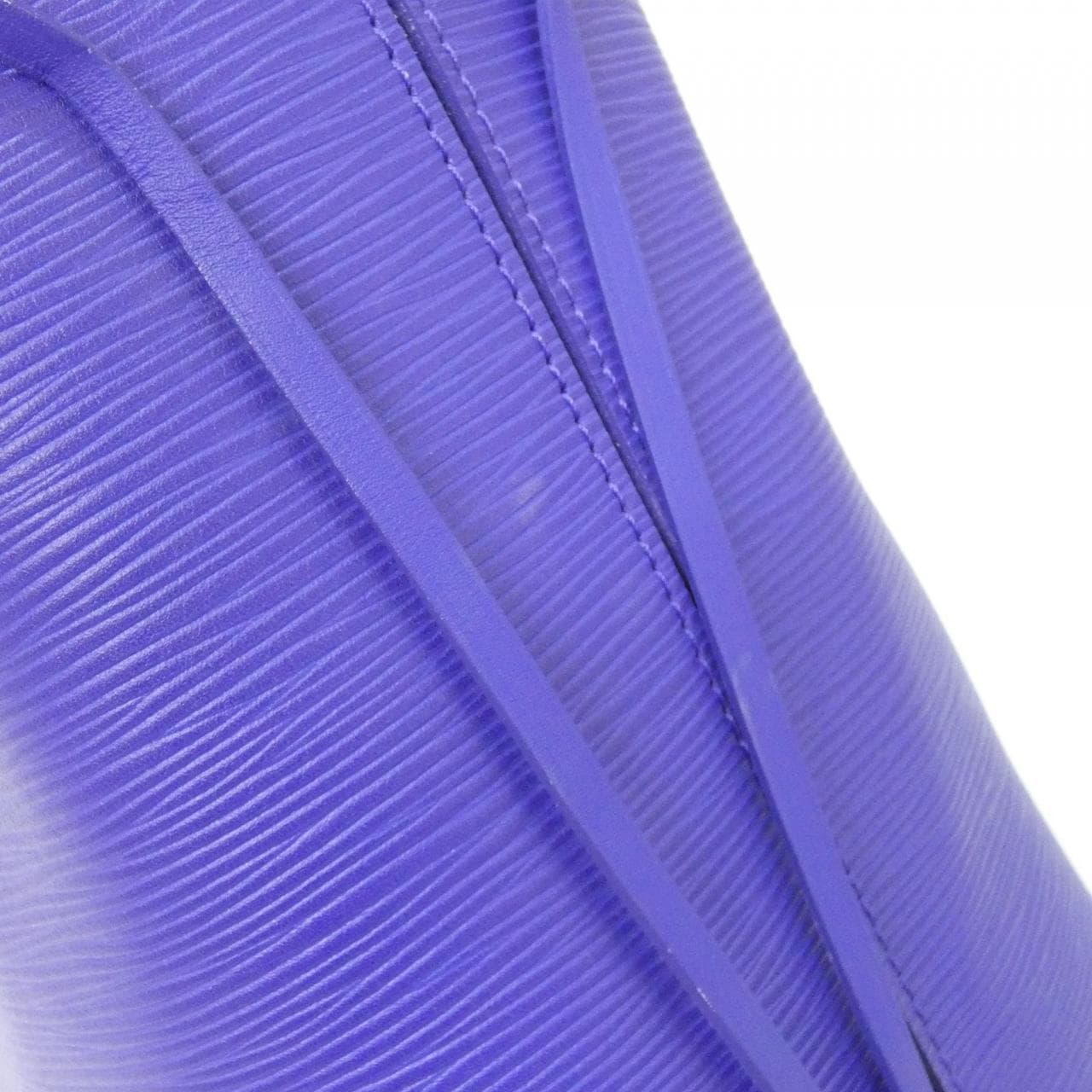 ルイヴィトン エピ ネヴァーフル MM M40883 バッグ