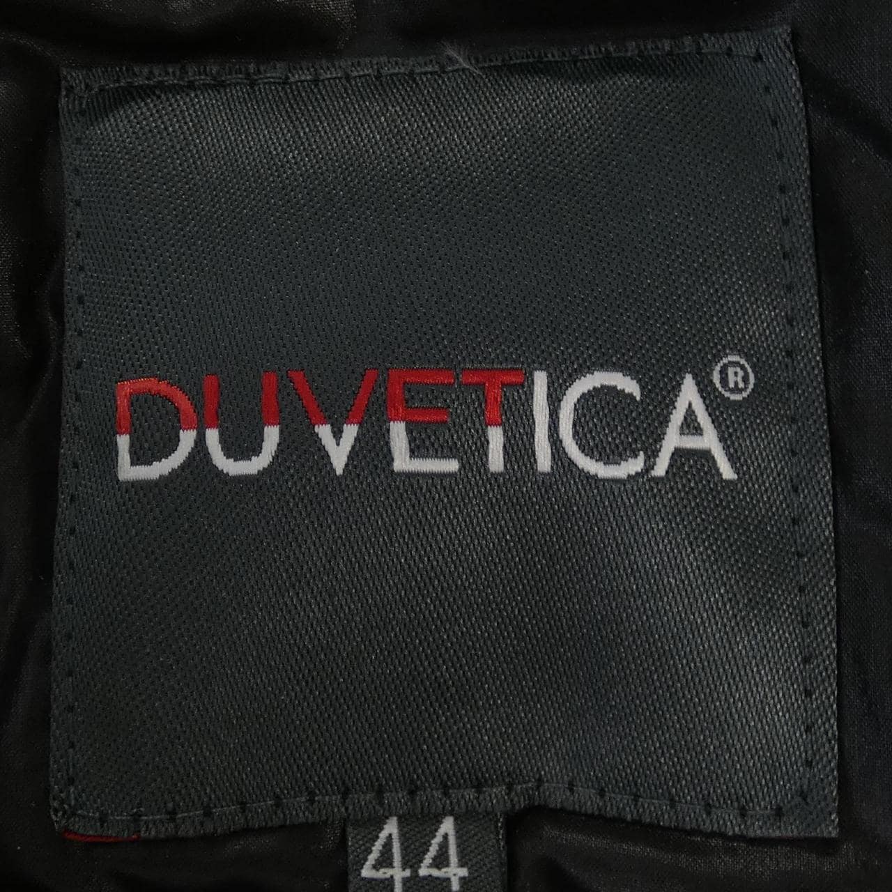 デュベティカ DUVETICA ダウンジャケット