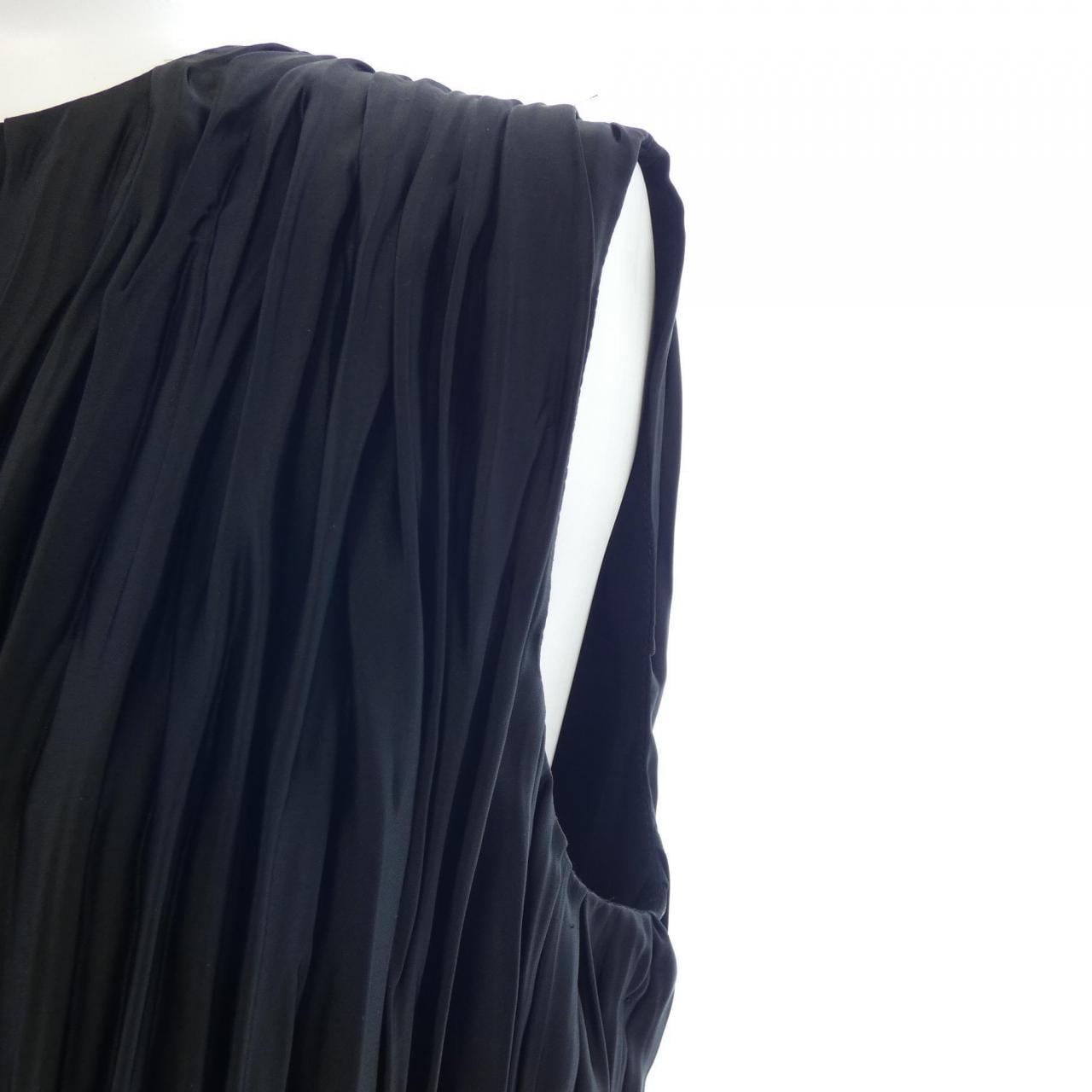 グッチ GUCCI 404467 ZFA43 ワンピース