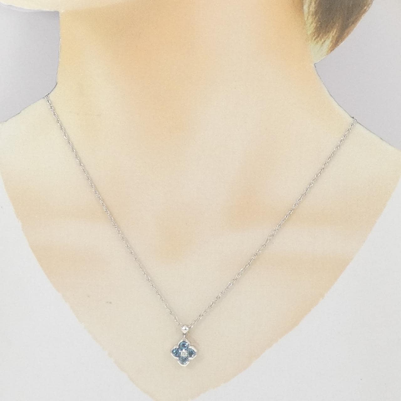 PT900/PT850 フラワー アクアマリン ネックレス 0.88CT