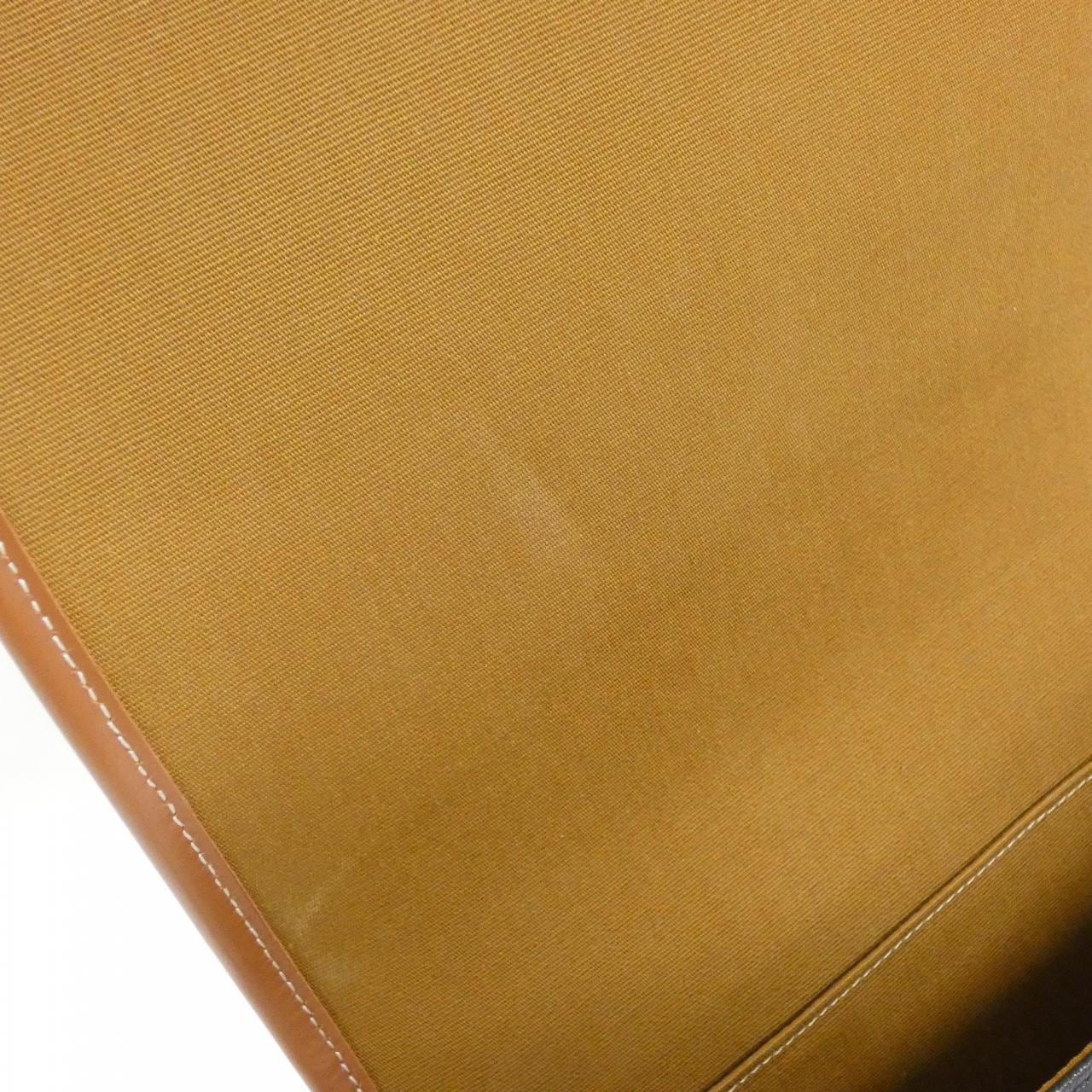 セリーヌ LARGE STRAP FOLCO 196932BZJ ショルダーバッグ