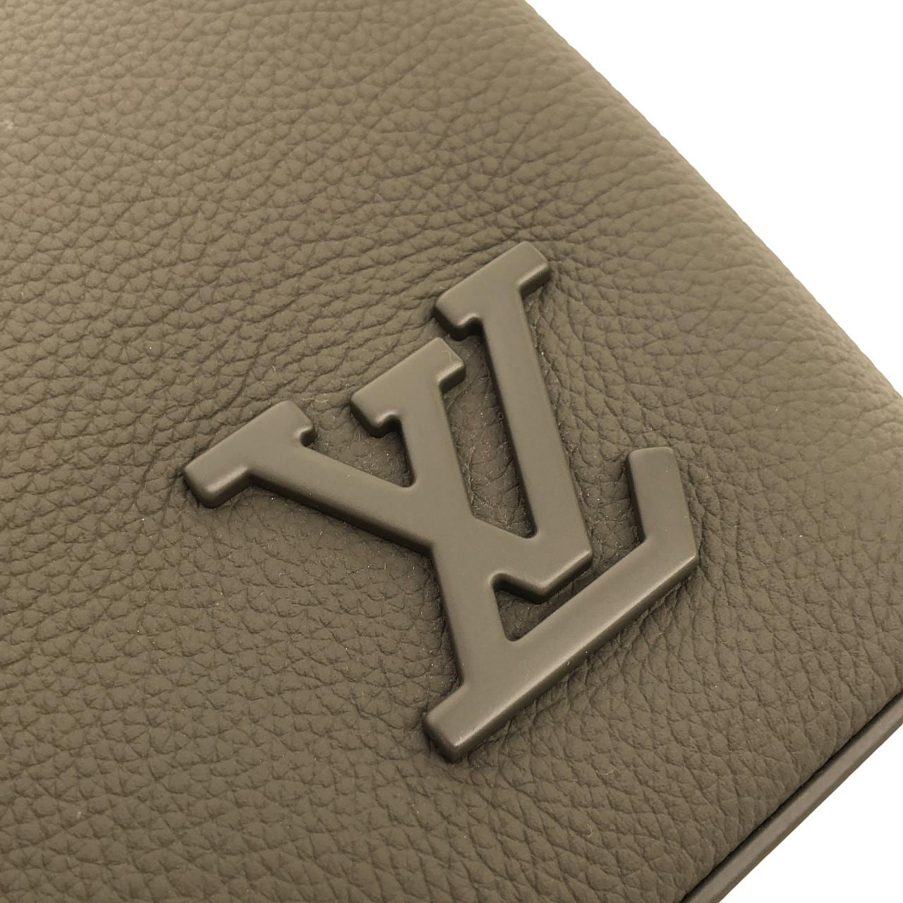 ルイヴィトン LVアエログラム テイクオフ ポーチ M81735 バッグ