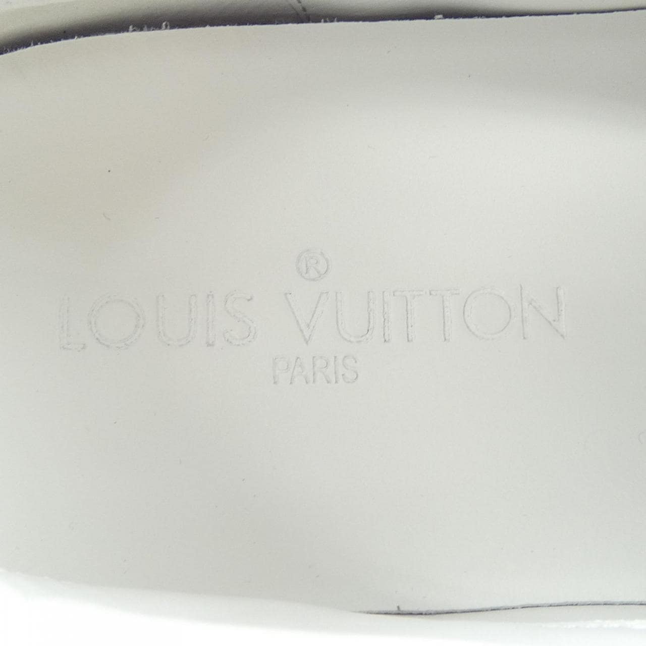 ルイヴィトン LOUIS VUITTON スニーカー