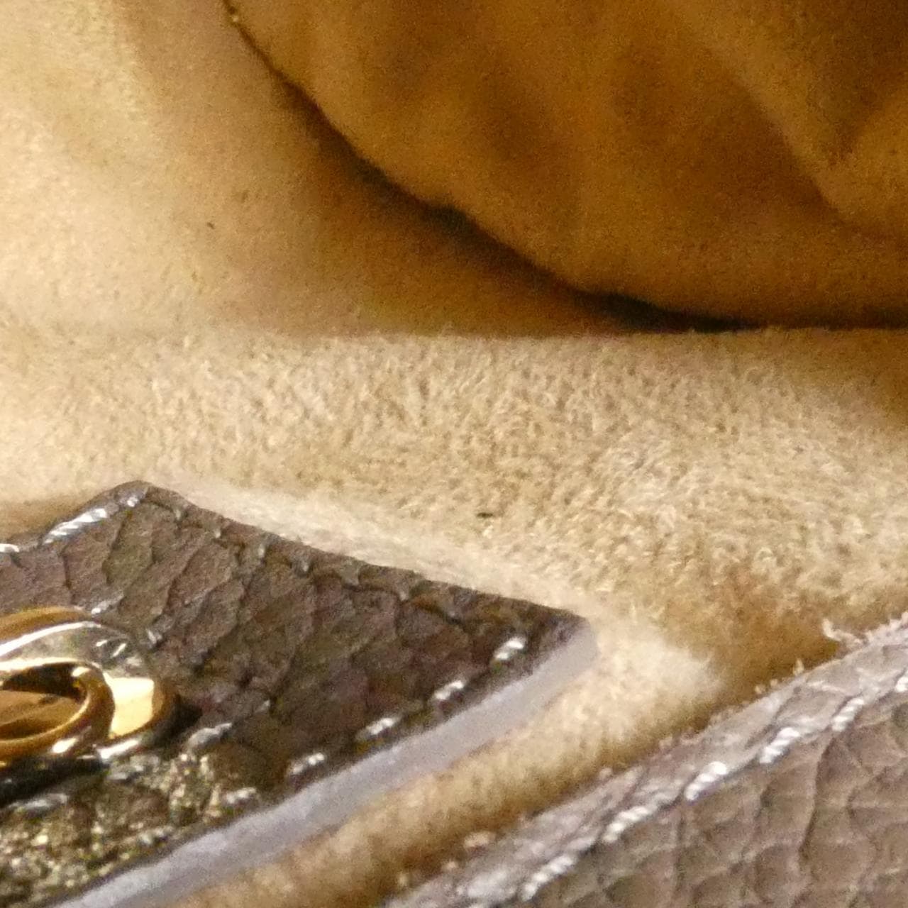 ジミーチュウ バッグ