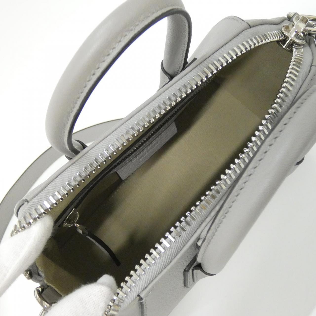 ジバンシー アンティゴナ ミニ BB05114012 バッグ