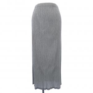 イッセイミヤケ ISSEY MIYAKE IM42FG452 スカート