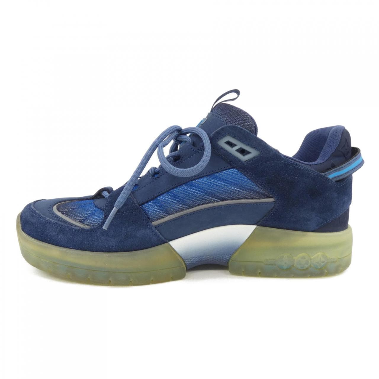 ルイヴィトン LOUIS VUITTON 宮下パーク限定カラー アビューライン スニーカー