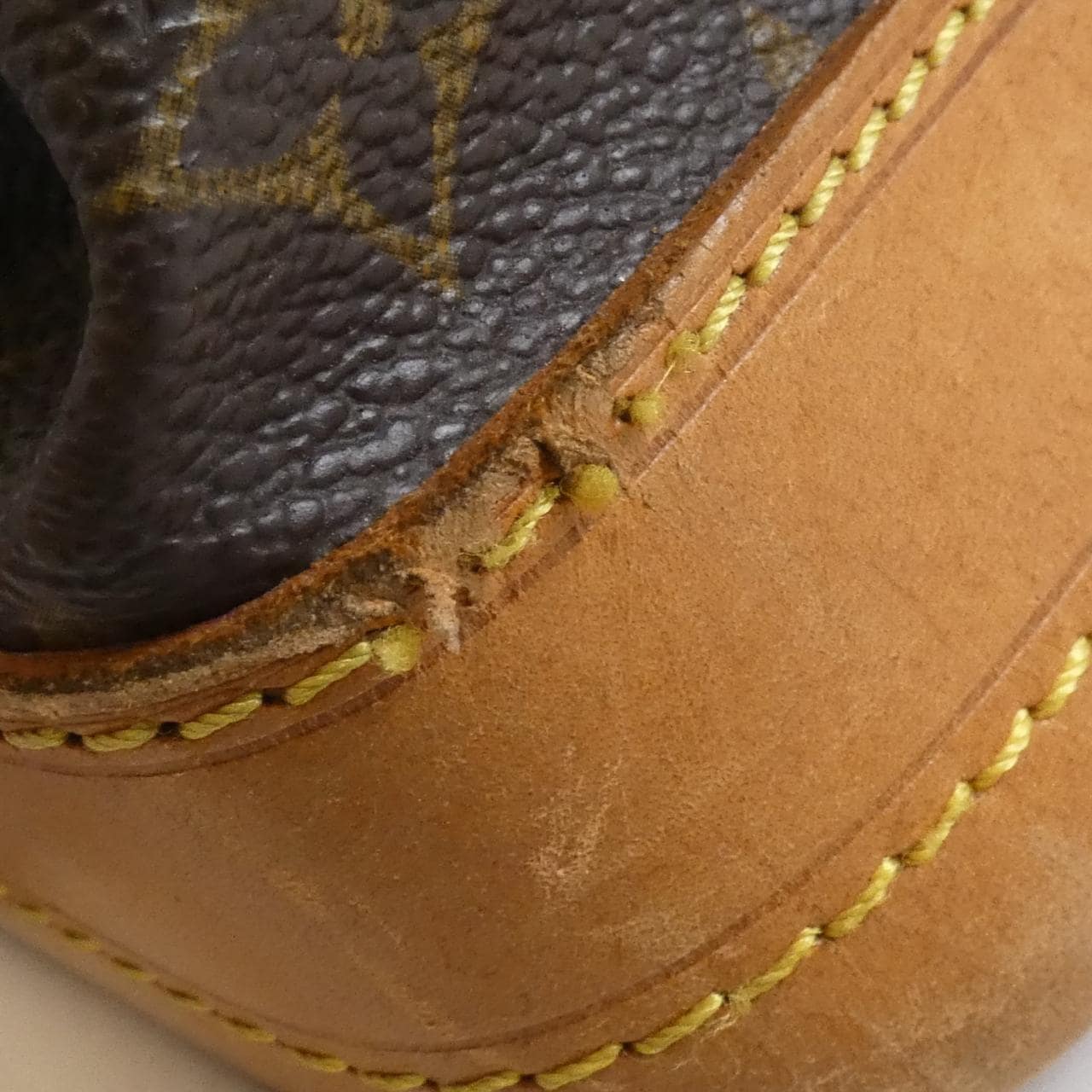 ルイヴィトン モノグラム ノエ M42224 ショルダーバッグ