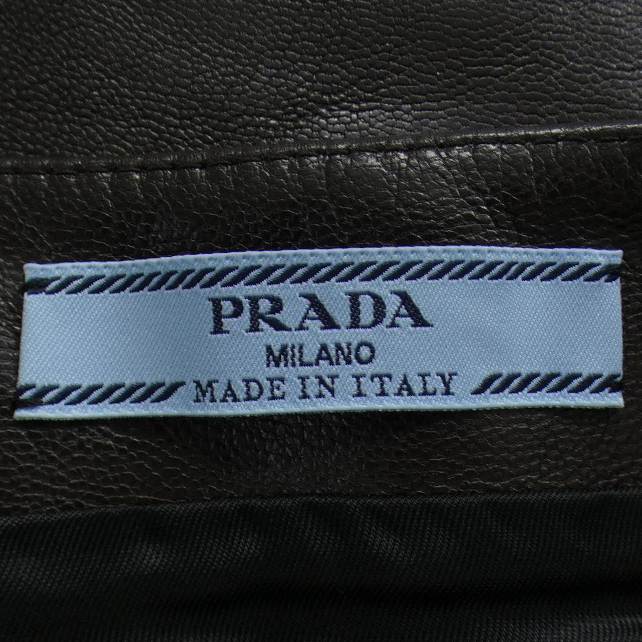プラダ PRADA P184UR S222 1177 スカート