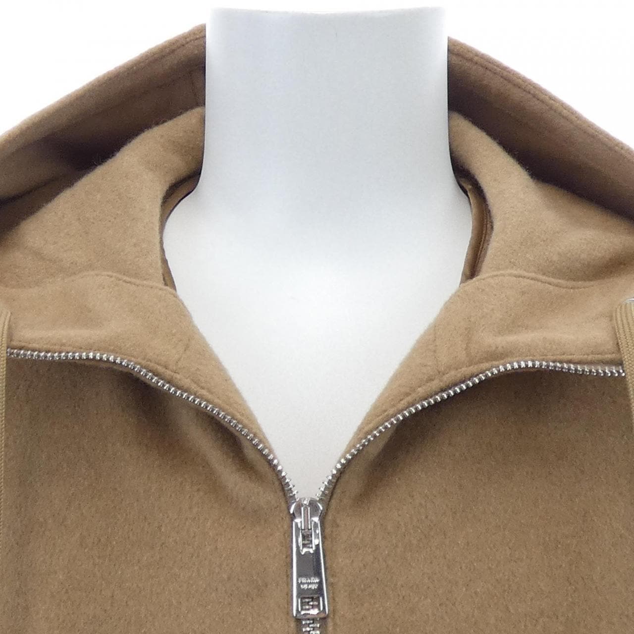 プラダ PRADA トライアングルロゴ SGC590 SOOO 15J6 ジャケット