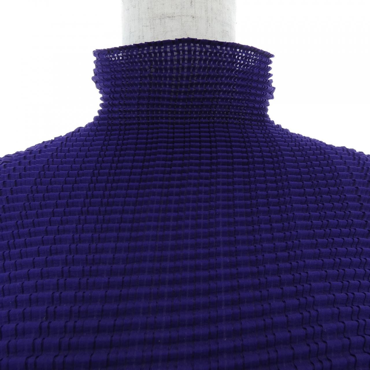 イッセイミヤケ ISSEY MIYAKE IM94FJ616 トップス