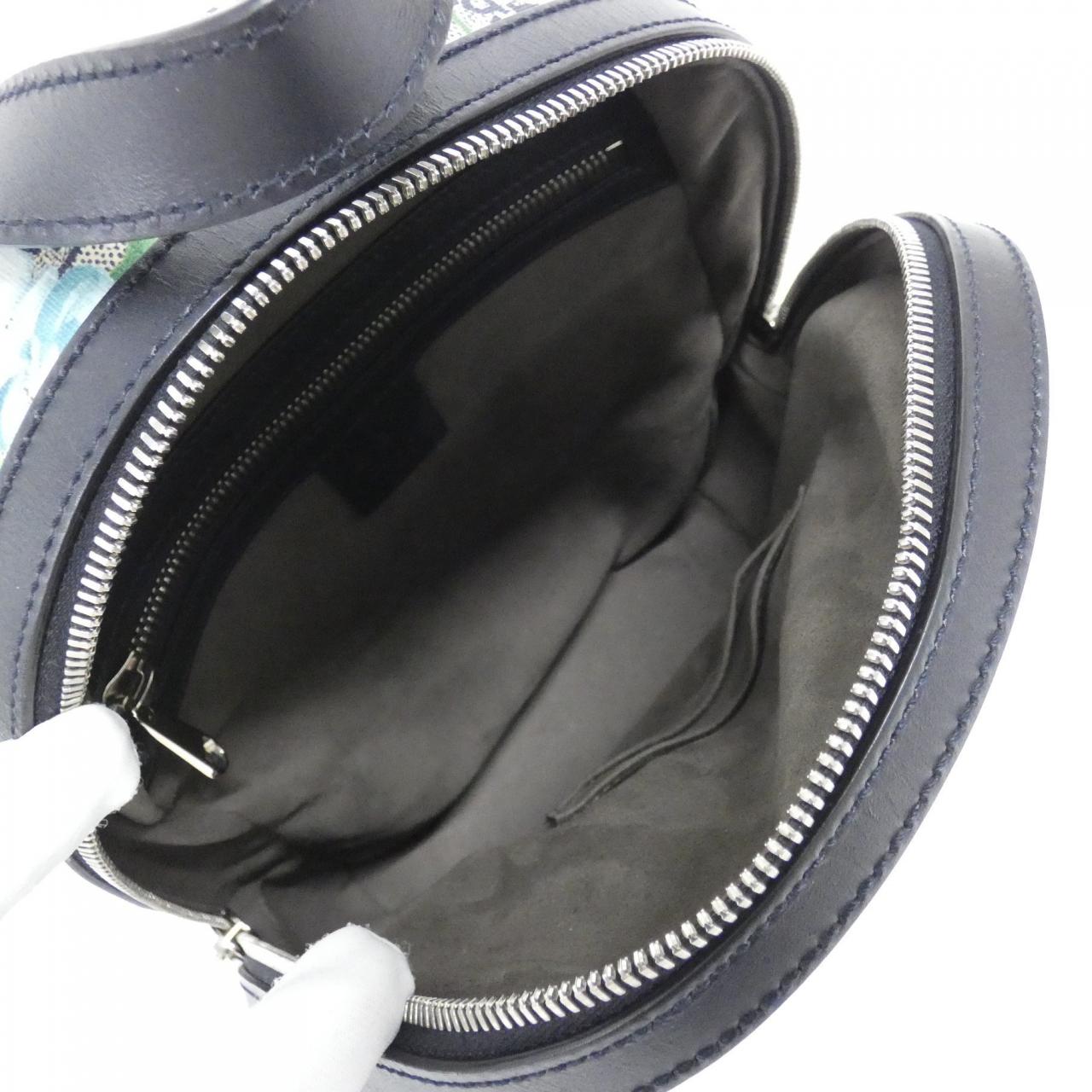 グッチ 546327 KU2QN リュックサック