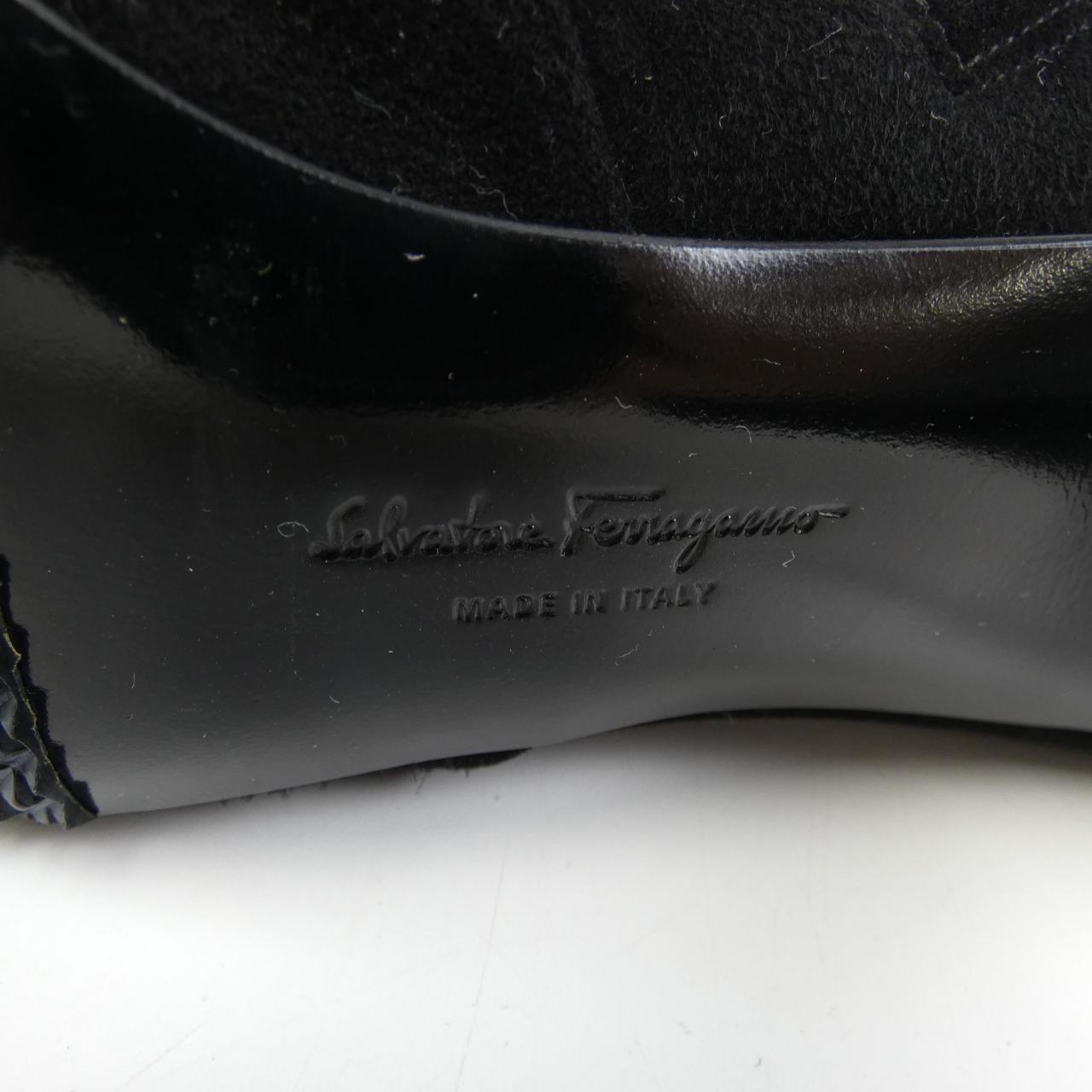 サルヴァトーレフェラガモ SALVATORE FERRAGAMO ブーツ