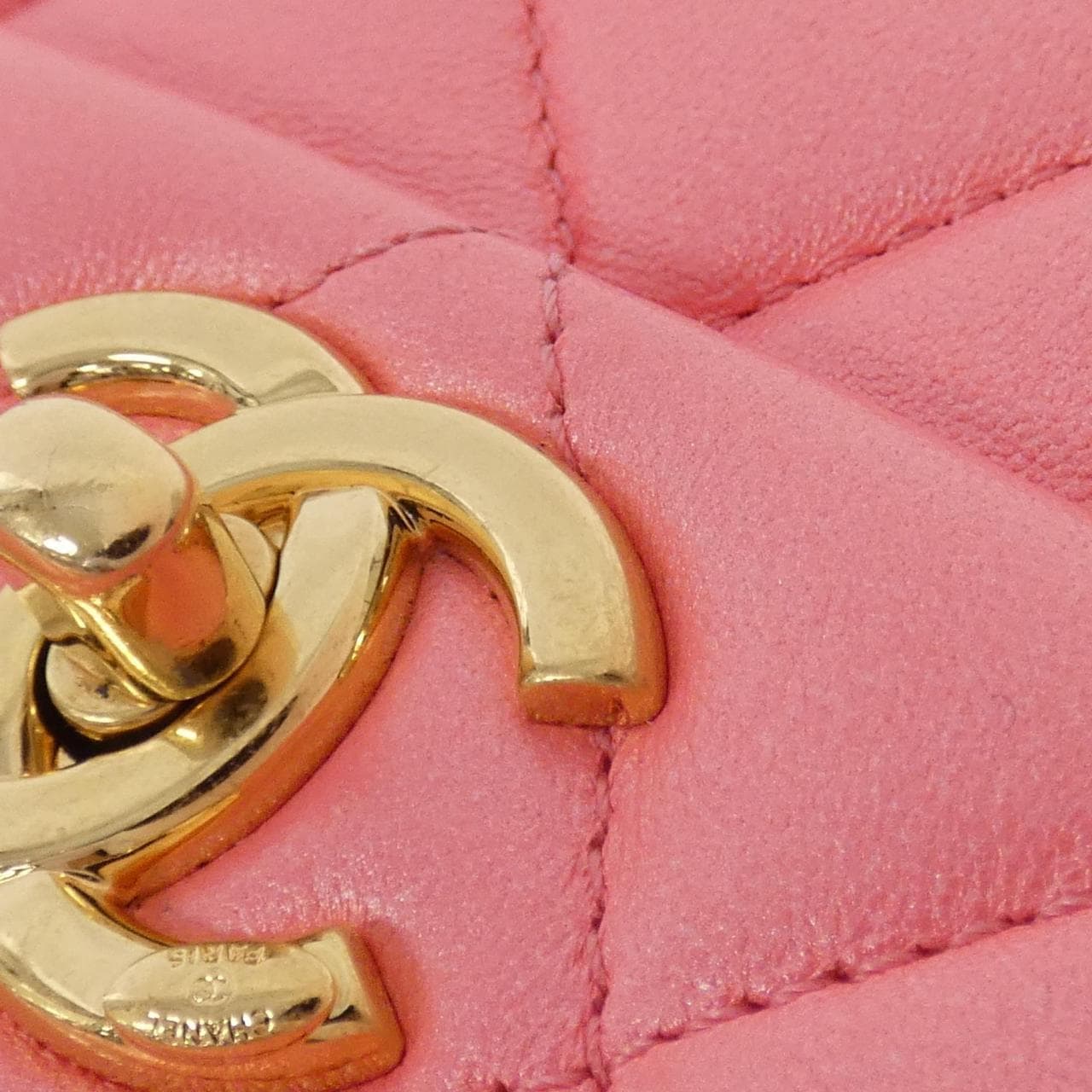 CHANEL AS4742 Shoulder Bag