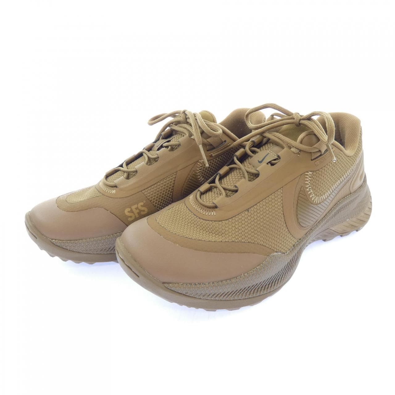 ナイキ NIKE CZ7399-900 スニーカー