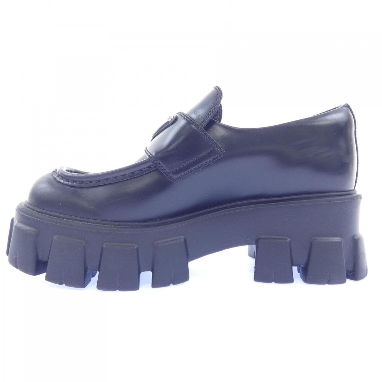 プラダ PRADA モノリス ローファー トライアングルロゴ 1D649M シューズ