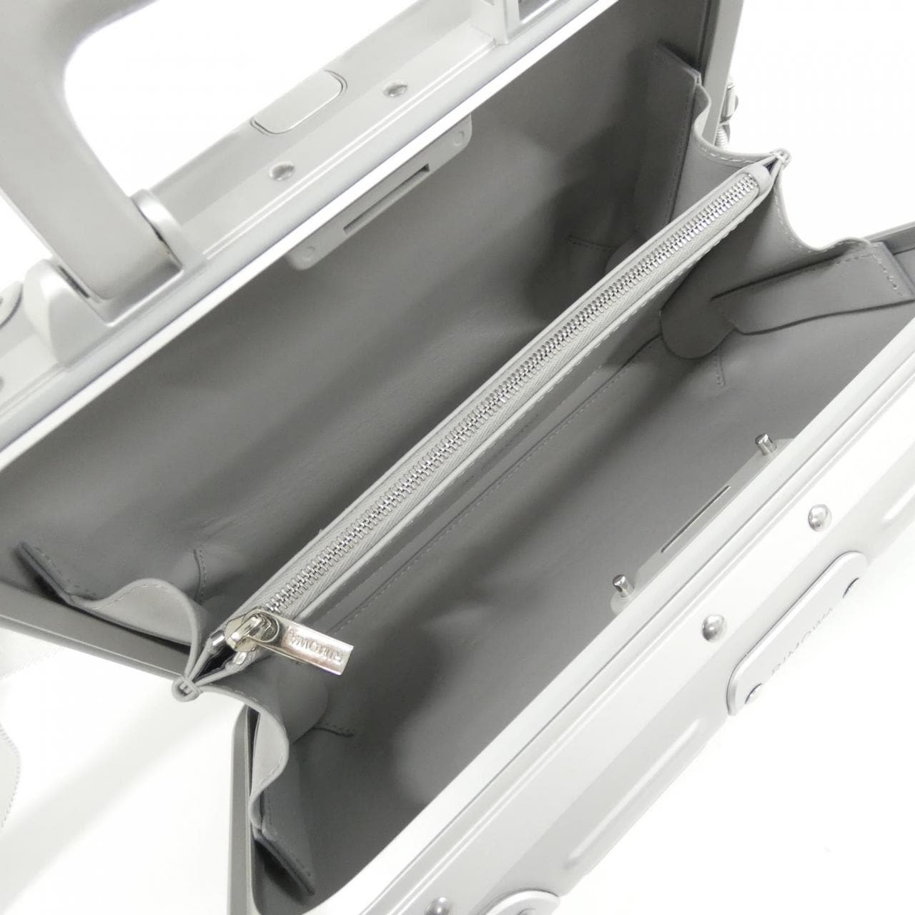 リモワ ORIGINAL 2L 93090001 ショルダーバッグ