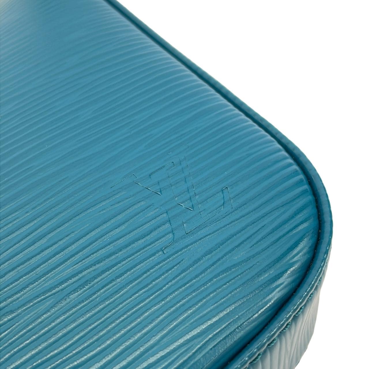 ルイヴィトン エピ ポシェット アクセソワール M40823 アクセサリーポーチ