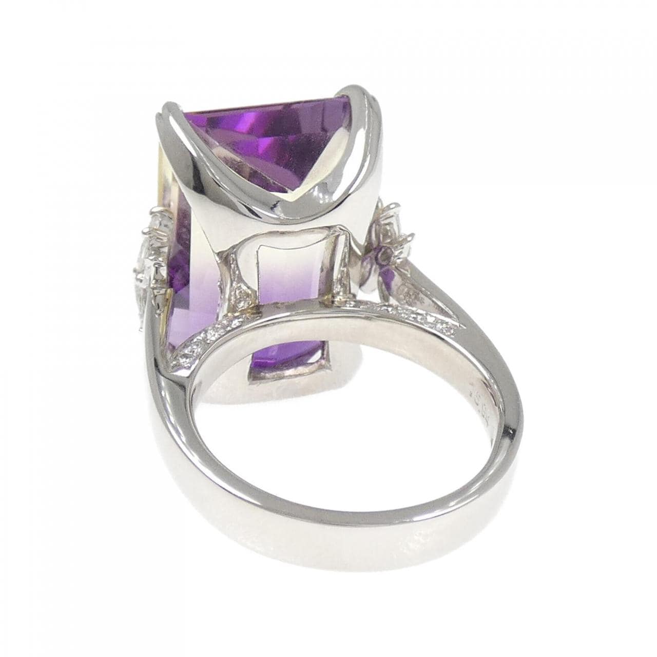 PT900 クオーツ リング 16.94CT