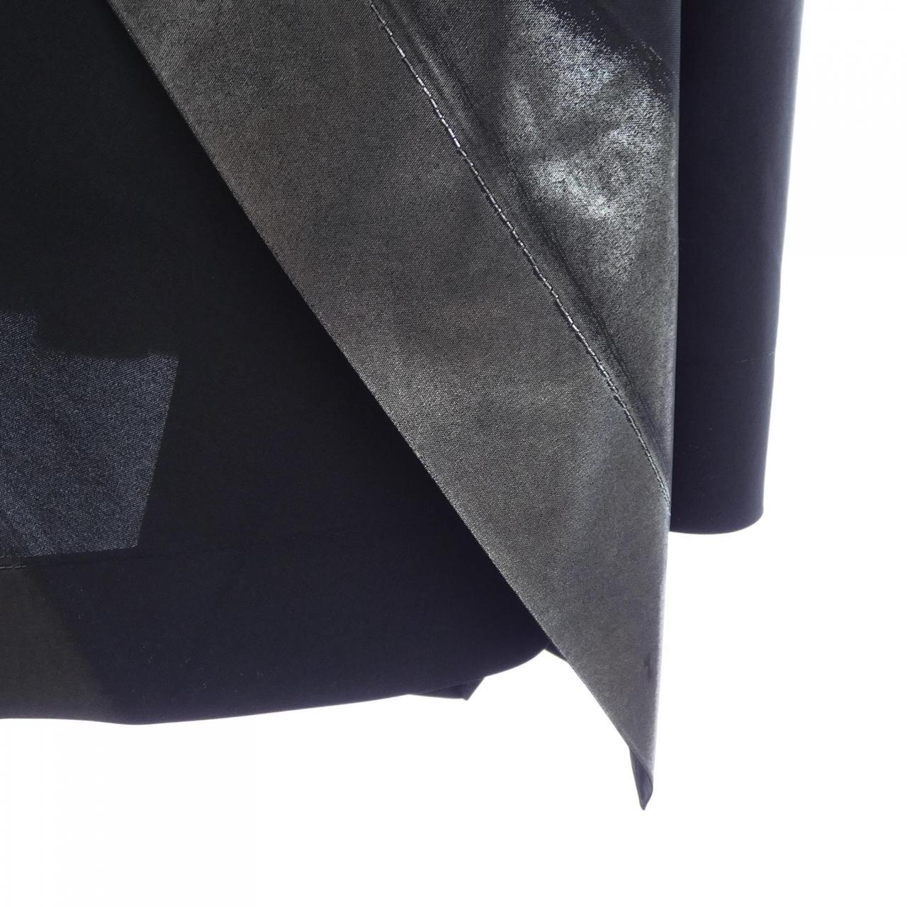 イッセイミヤケ ISSEY MIYAKE IL55FG001 スカート