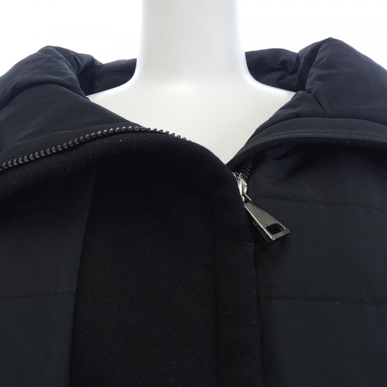 モンクレール MONCLER PELTEE ダウンジャケット