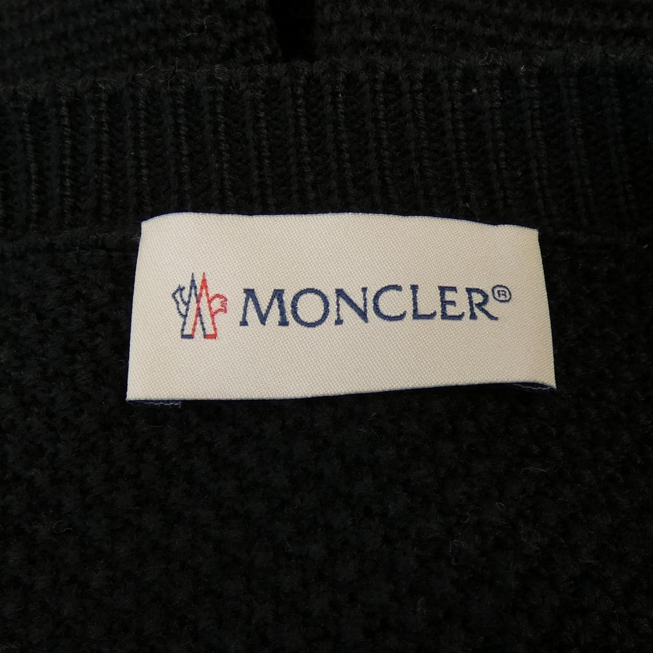 モンクレール MONCLER ダウンジャケット