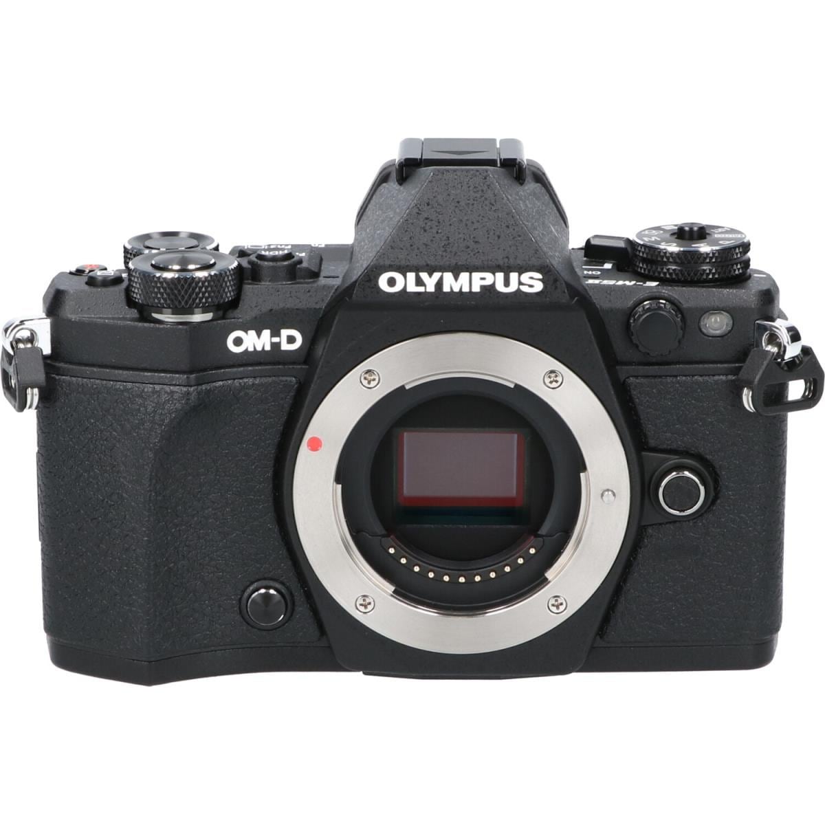 OLYMPUS E-M5 MARK II