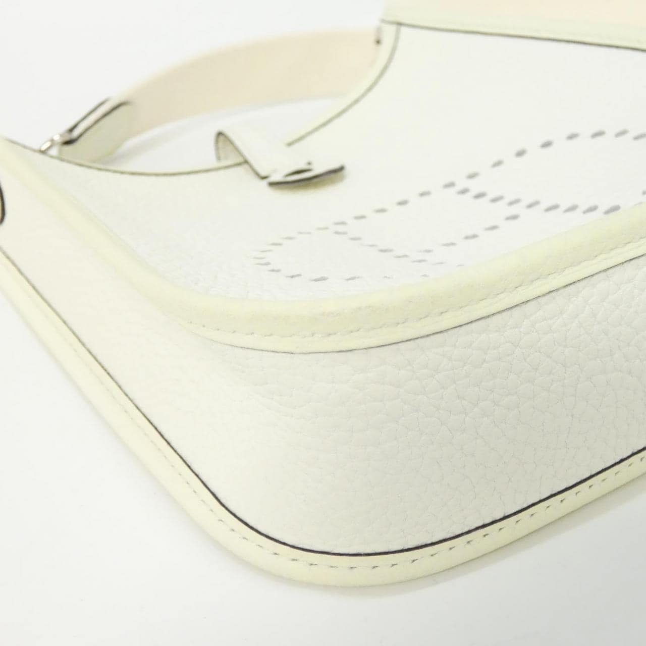 エルメス エヴリン アマゾン 16cm 069426CK ショルダーバッグ