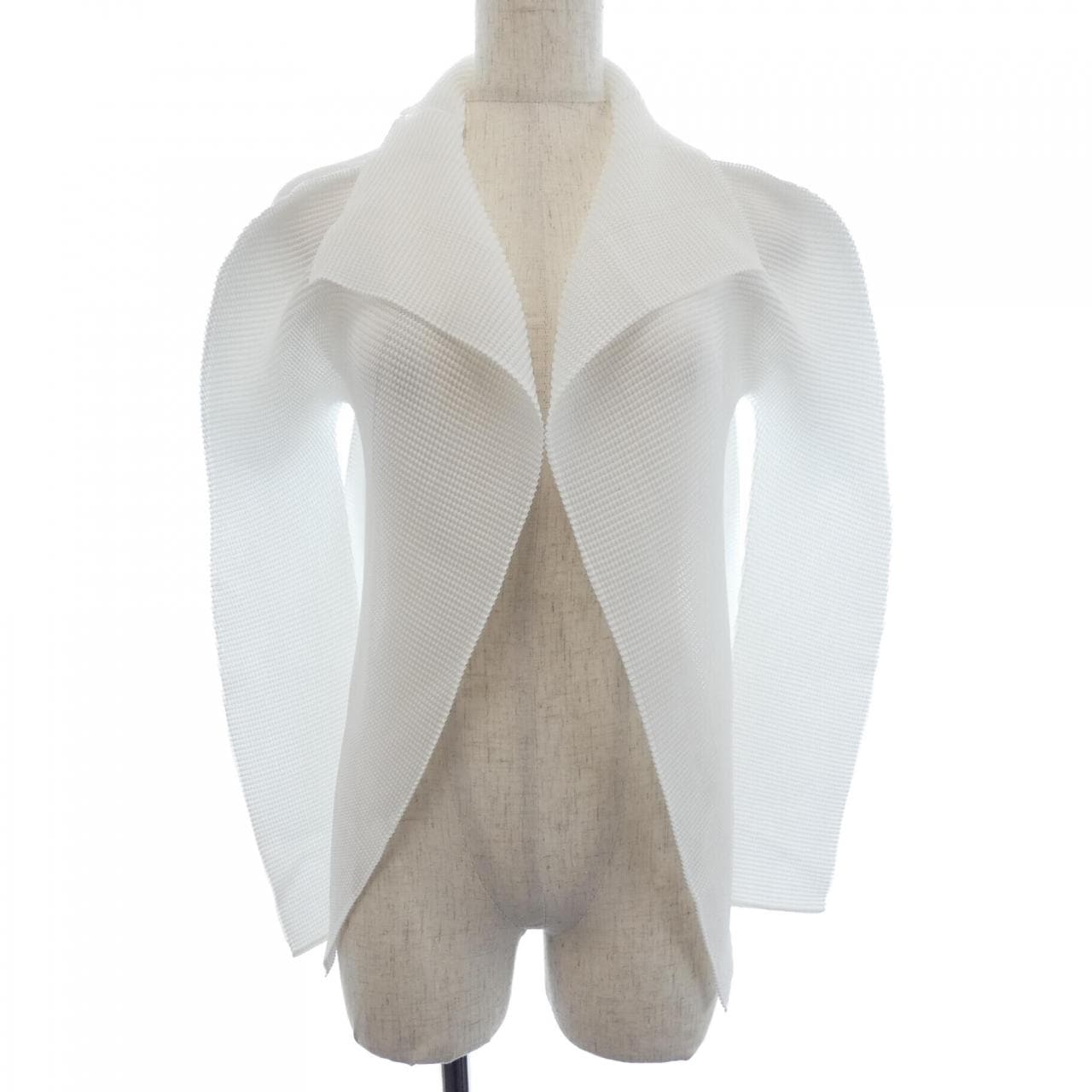 ミーイッセイミヤケ me ISSEY MIYAKE MI55FO051 カーディガン