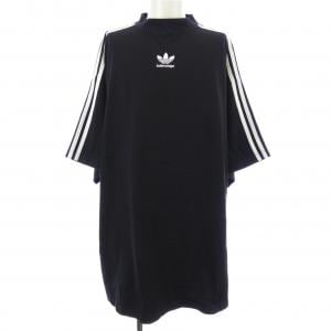 バレンシアガ BALENCIAGA ADIDAS 739101 TNVA6 Tシャツ