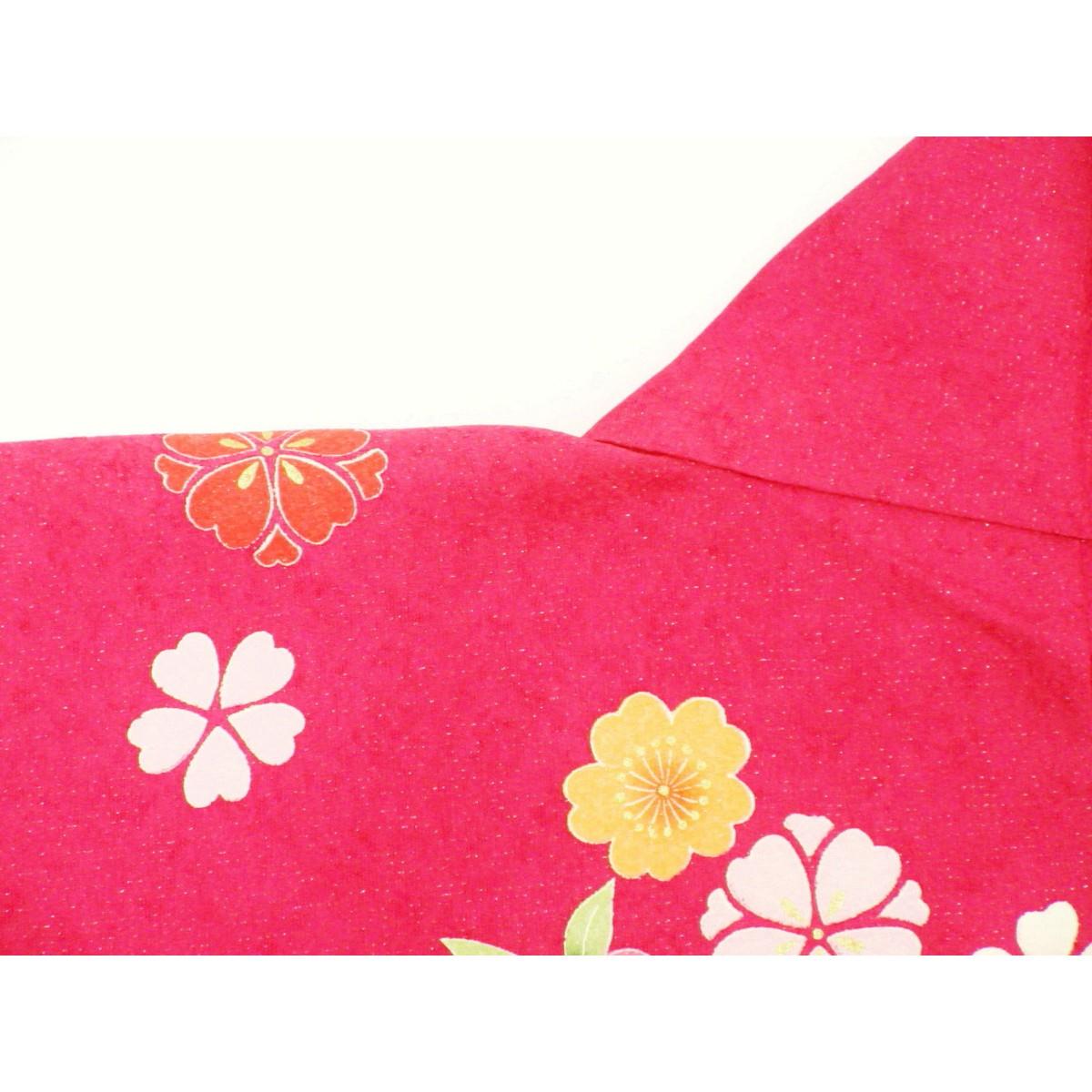 振袖　銀通し刺繍入り　友禅金彩加工