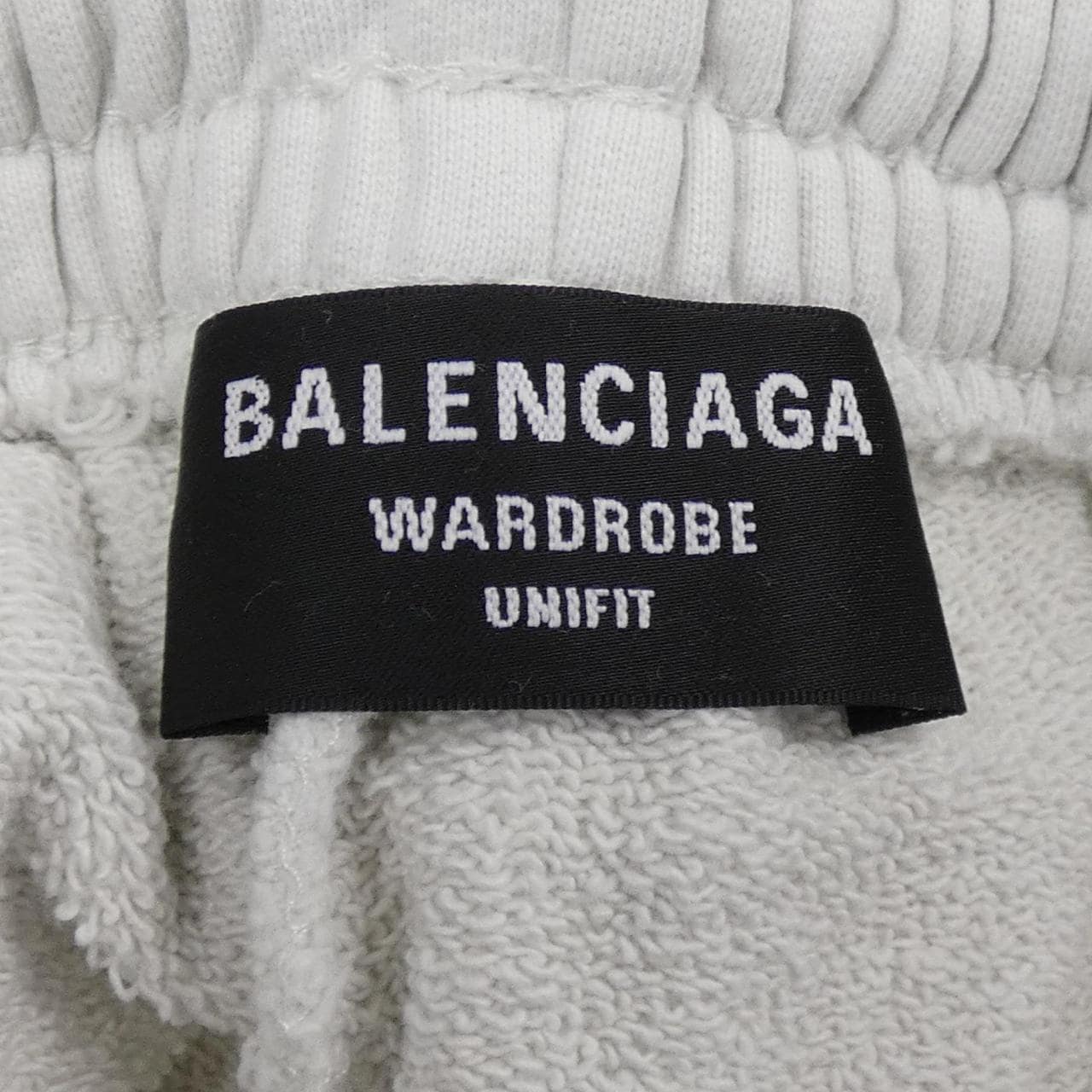 バレンシアガ BALENCIAGA 641608 TKVI9 ショートパンツ