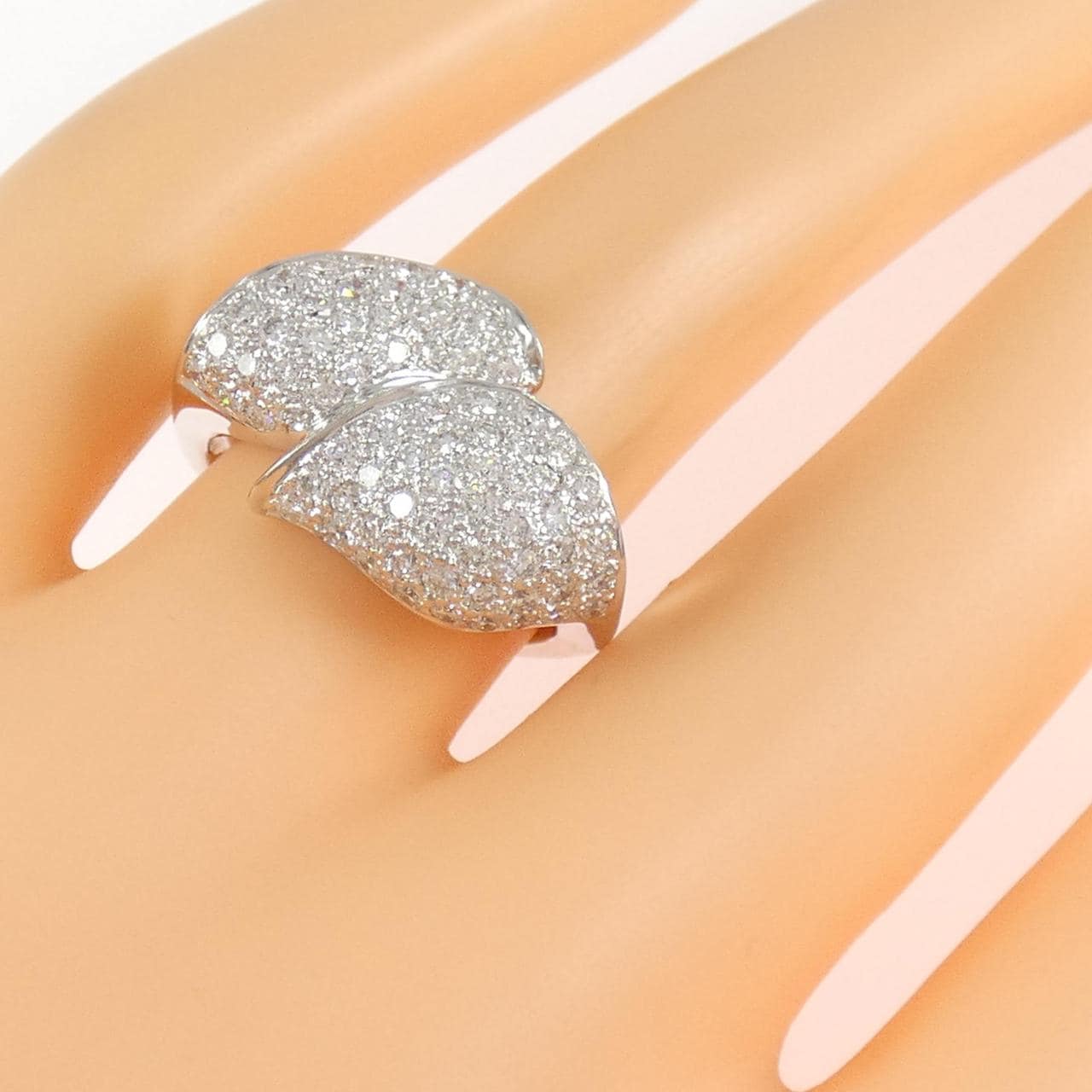 750WG パヴェ ダイヤモンド リング 1.00CT