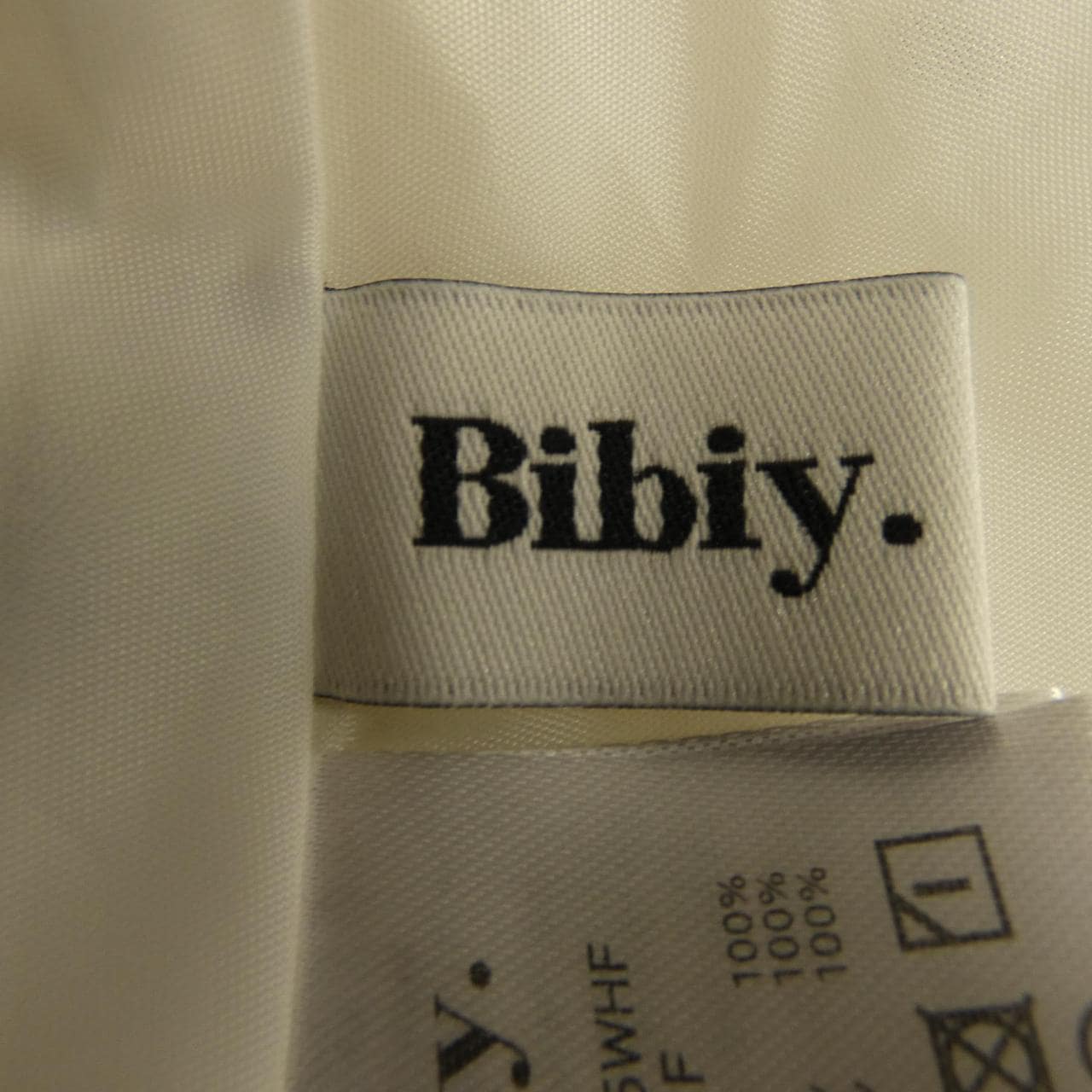 BIBIY. B50-OP115WHF ワンピース