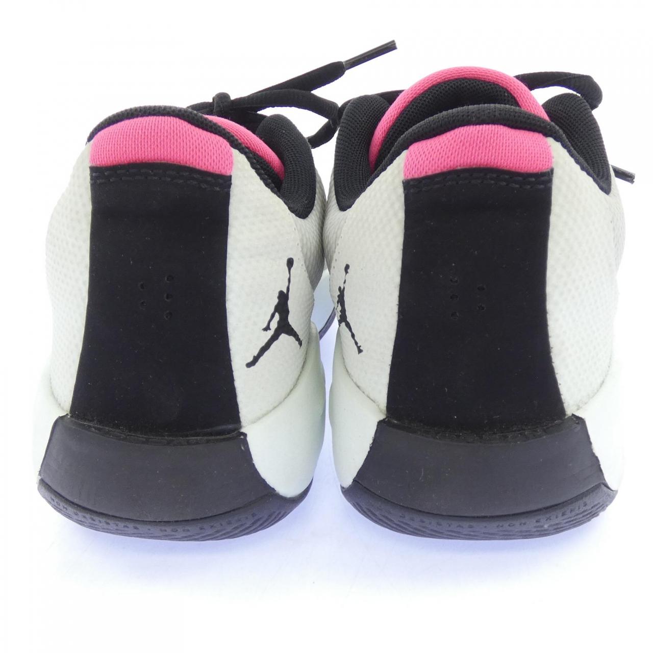 ナイキ ジョーダン NIKE JORDAN HF0819-001 スニーカー