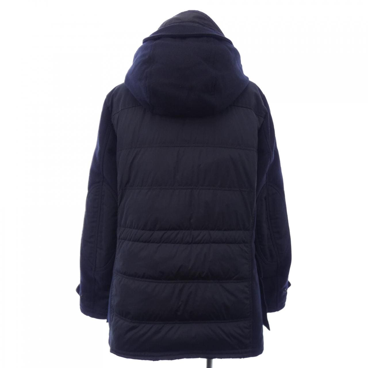 モンクレール MONCLER ダウンジャケット